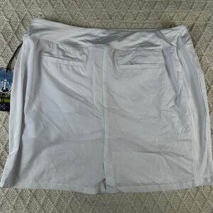NEW XL White Golf / Pickleball Skirt Skort Perf. Fabric  Tee Time Pockets